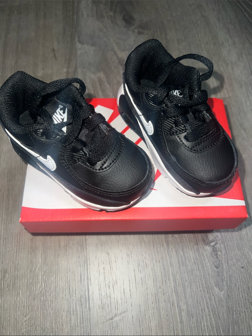 Nike Kids Black and White Running Sneakers